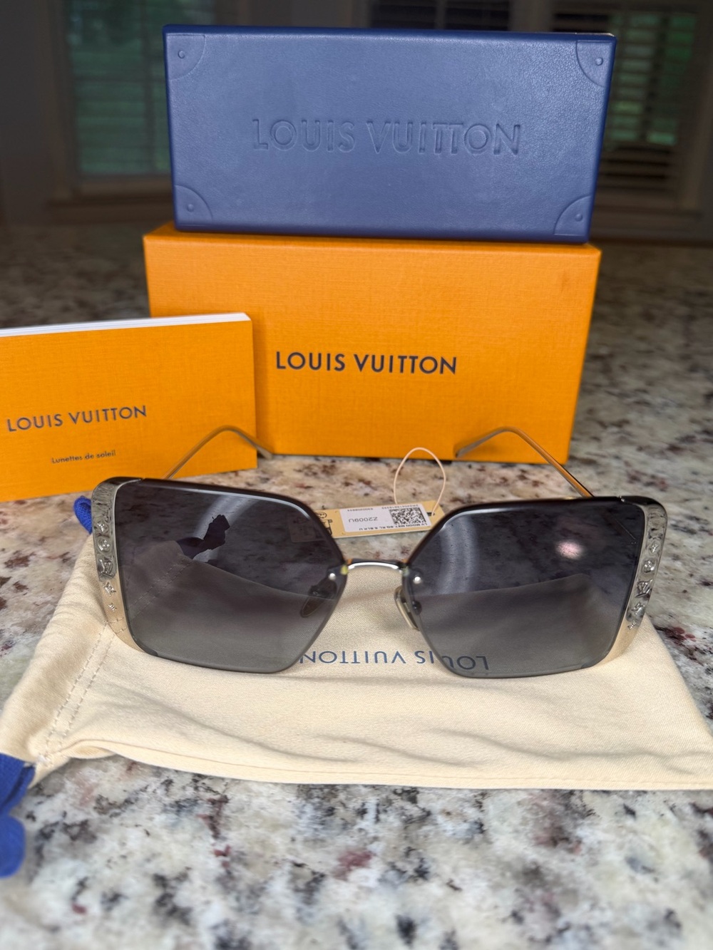Louis Vuitton Women's Black Gradient Square Sunglasses with Silver Accents